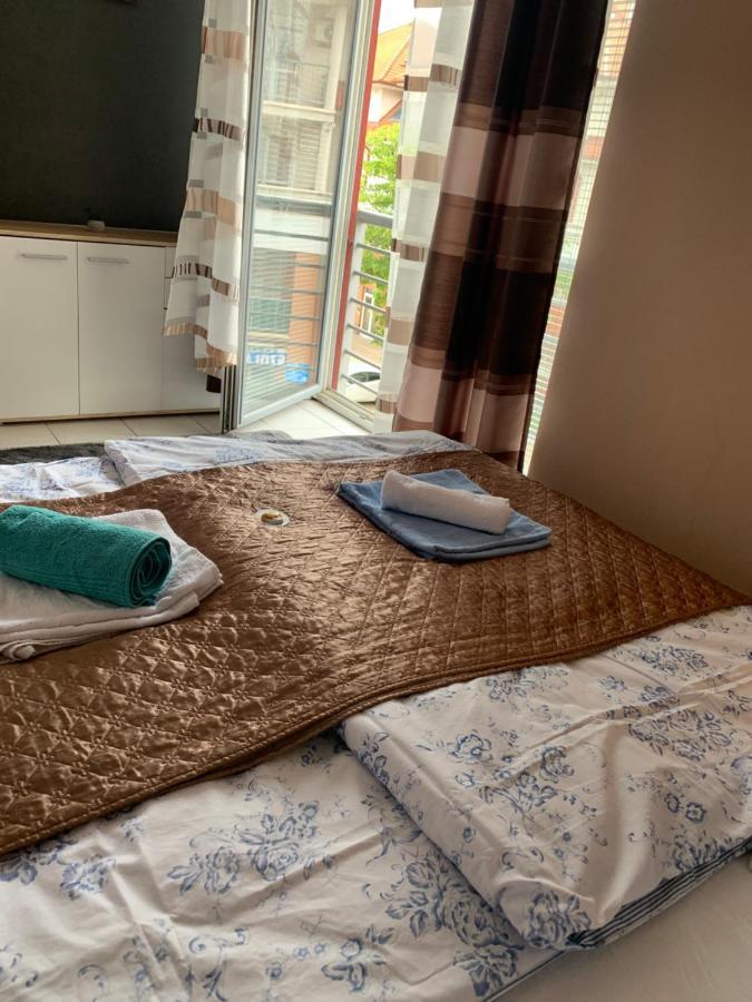 Furo-Lak 1 Apartman ไฮจ์ดุสโซบอสโล ภายนอก รูปภาพ