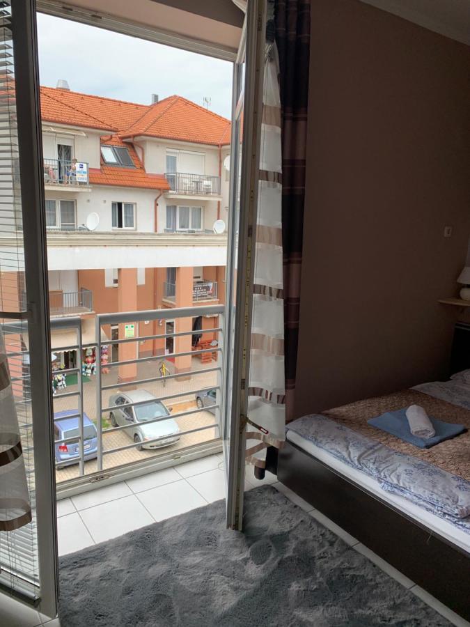 Furo-Lak 1 Apartman ไฮจ์ดุสโซบอสโล ภายนอก รูปภาพ